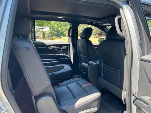 Certified 2026 Chevrolet Traverse RS FWD image 51