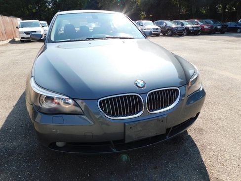 Used 2007 BMW 525xi Sedan image 2