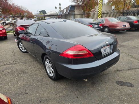 Used 2004 Honda Accord EX image 10