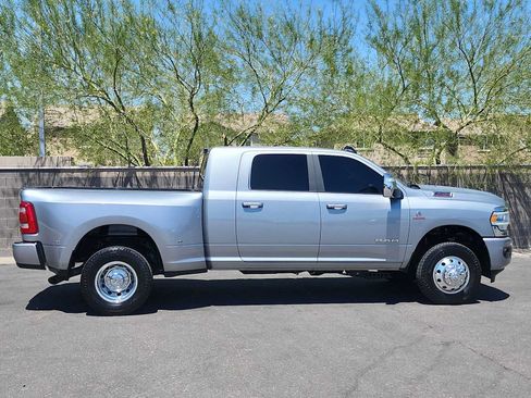 Used 2024 RAM 3500 Laramie AWD/4WD image 9