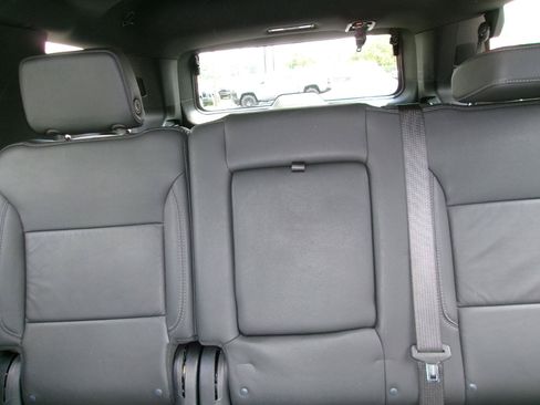 Certified 2025 Chevrolet Tahoe Z71 AWD/4WD image 20
