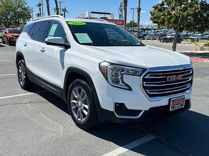 Used 2024 GMC Terrain SLT