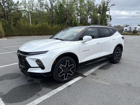 Used 2023 Chevrolet Blazer RS w/ Driver Confidence II Package image 7