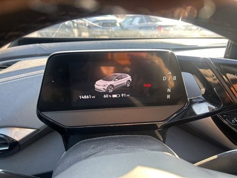 Used 2023 Volkswagen ID.4 S image 22