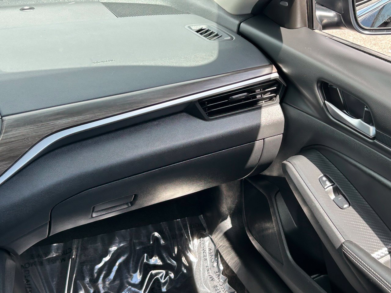 Certified 2024 Nissan Altima 2.5 SV FWD image 18