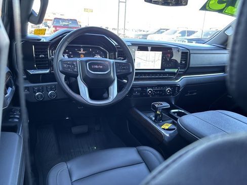 Used 2025 GMC Sierra 1500 Elevation w/ Elevation Premium Package image 18
