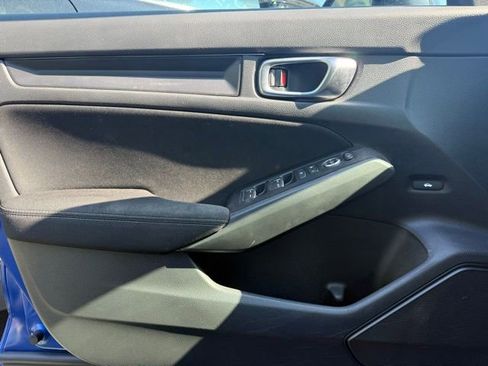 Used 2023 Honda Civic Sport image 13
