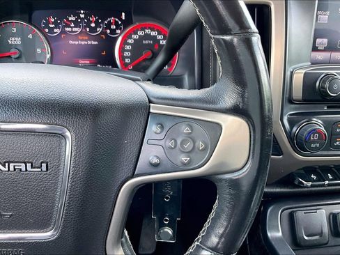 Used 2015 GMC Sierra 1500 Denali w/ Driver Alert Package AWD/4WD image 11
