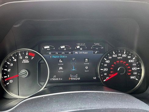 Used 2020 Ford F150 Raptor w/ Equipment Group 802A Luxury AWD/4WD image 19