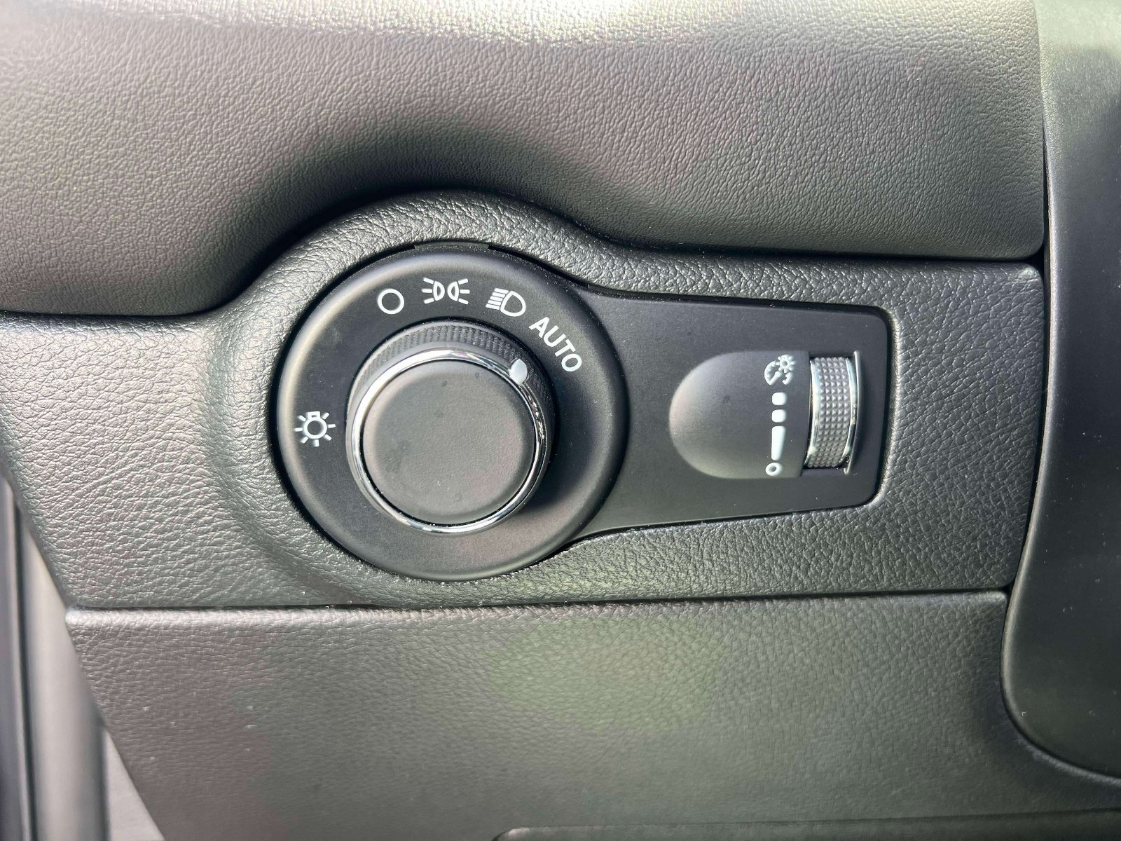 Certified 2025 Dodge Durango GT AWD/4WD image 21