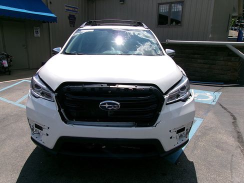 Used 2019 Subaru Ascent Touring w/ Popular Package #3 image 2