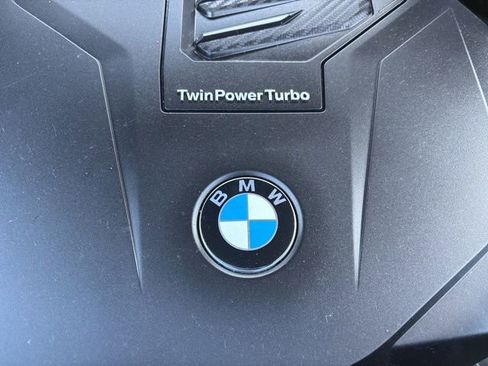 Used 2022 BMW X6 xDrive40i AWD/4WD image 58