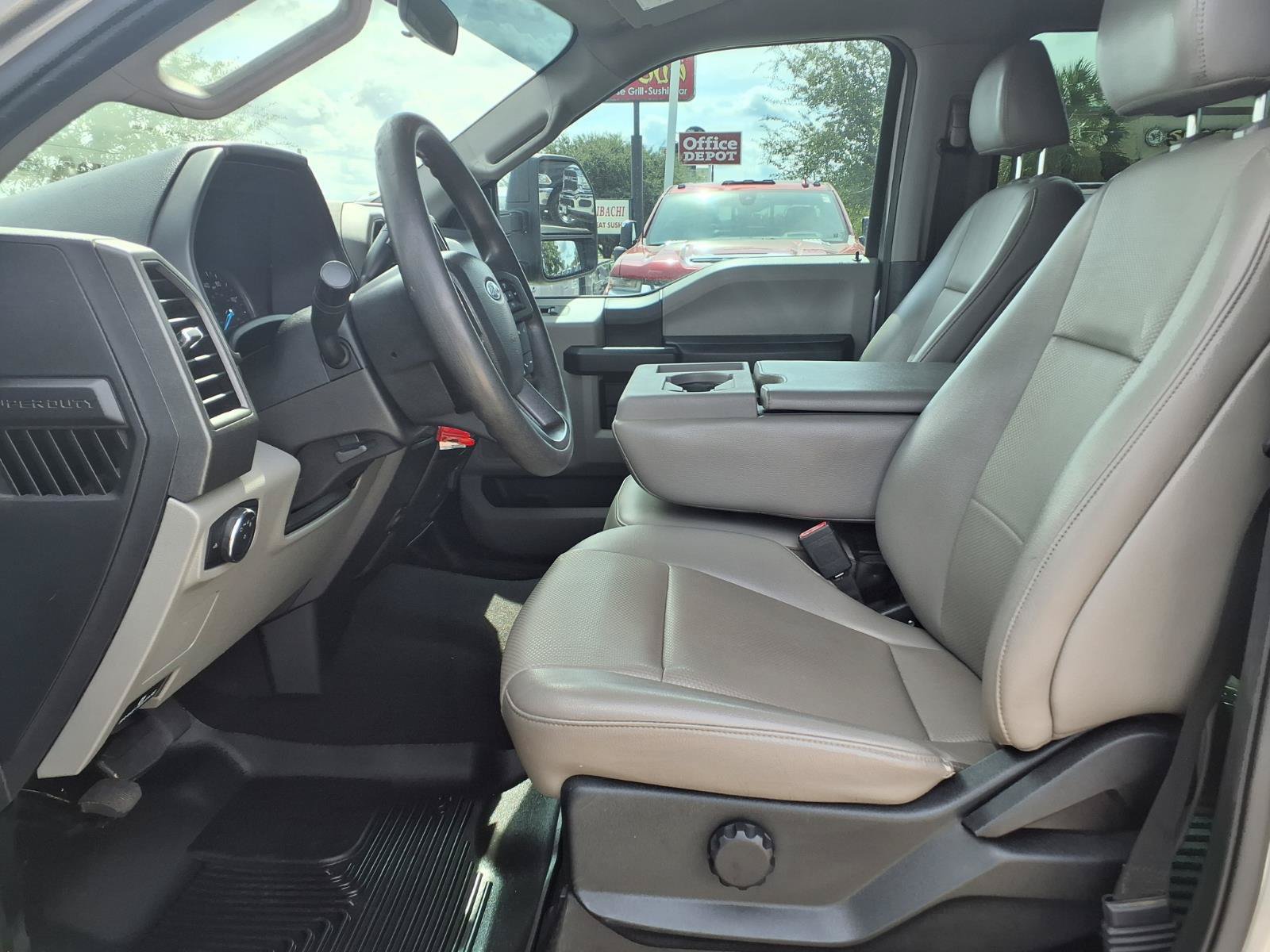 Used 2020 Ford F250 XL w/ STX Appearance Package AWD/4WD image 17