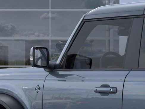 New 2025 Ford Bronco Outer Banks w/ Sasquatch Package AWD/4WD image 22