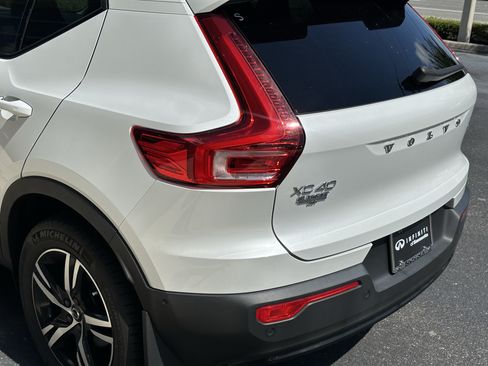 Used 2023 Volvo XC40 B4 Plus w/ Protection Package Premier FWD image 7