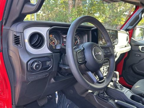 Certified 2024 Jeep Wrangler Sport S image 10