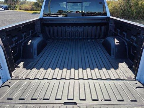 New 2026 GMC Sierra 1500 SLT w/ SLT Premium Plus Package image 13