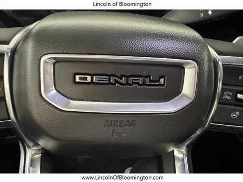 Used 2025 GMC Yukon Denali AWD/4WD image 42