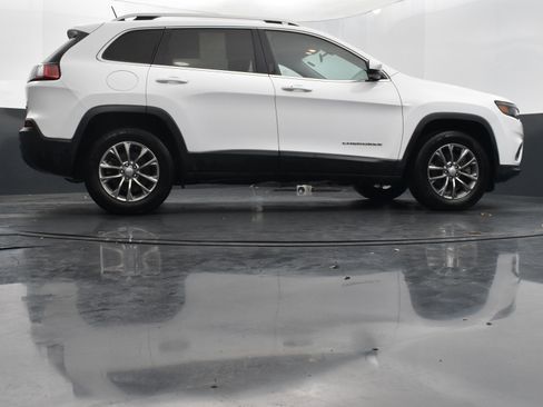 Used 2020 Jeep Cherokee Latitude Plus image 40