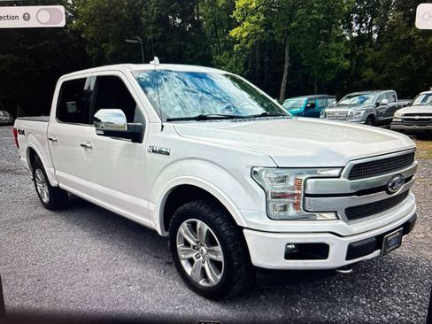 Used 2018 Ford F150 Platinum w/ Equipment Group 701A Luxury AWD/4WD image 2