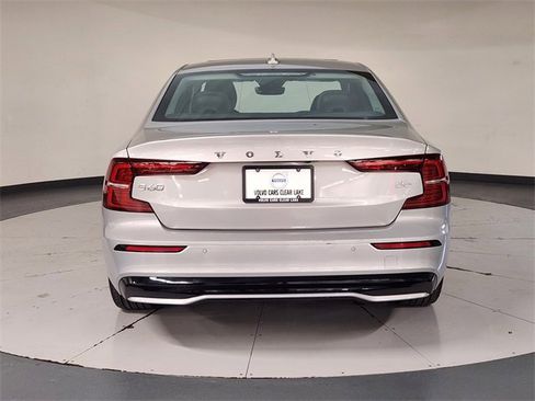 Used 2024 Volvo S60 B5 Core image 10