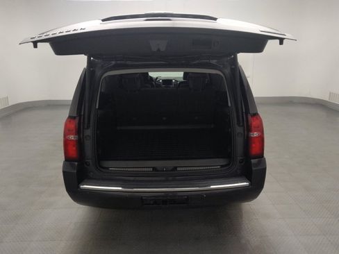 Used 2017 Chevrolet Suburban Premier AWD/4WD image 29