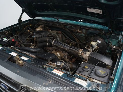 Used 1996 Ford Bronco Eddie Bauer image 29