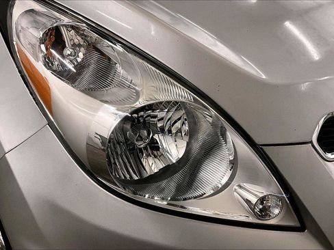 Used 2015 Chevrolet Spark LS image 28