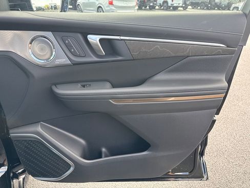 New 2026 Buick Enclave Avenir w/ Super Cruise Package image 40