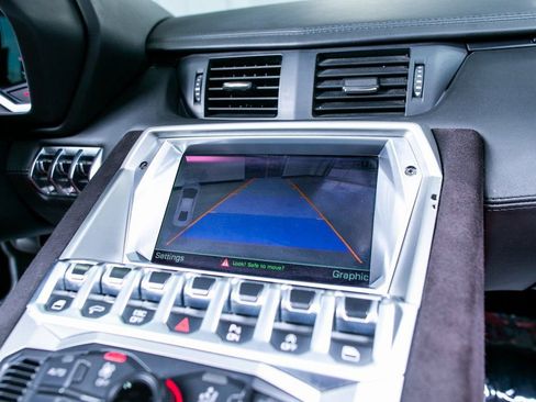 Used 2013 Lamborghini Aventador LP 700-4 image 40