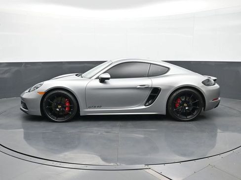 Certified 2022 Porsche 718 Cayman GTS w/ Premium Package image 2