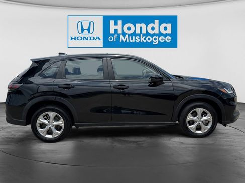 Used 2024 Honda HR-V LX image 7