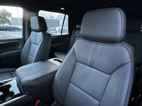 Used 2025 Chevrolet Tahoe RST w/ Comfort Package image 15