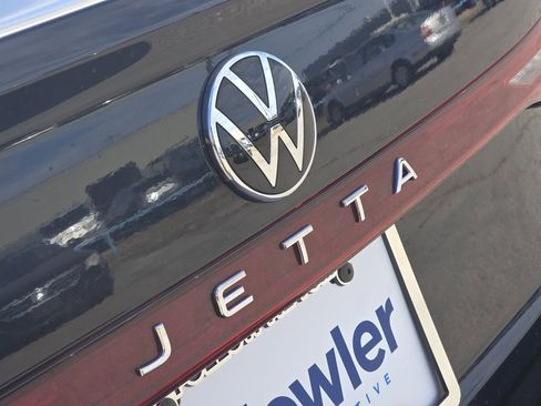 New 2026 Volkswagen Jetta SE FWD image 7