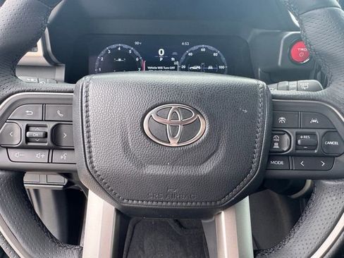 New 2026 Toyota 4Runner TRD Off-Road Premium AWD/4WD image 12