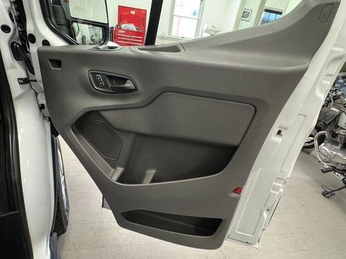 Used 2023 Ford Transit 350 XLT image 15