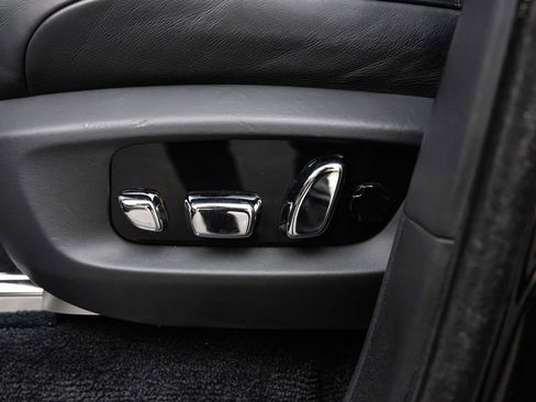 Certified 2019 Rolls-Royce Cullinan image 33