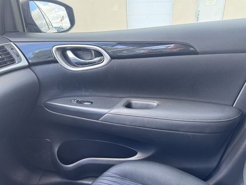 Used 2017 Nissan Sentra SV image 11