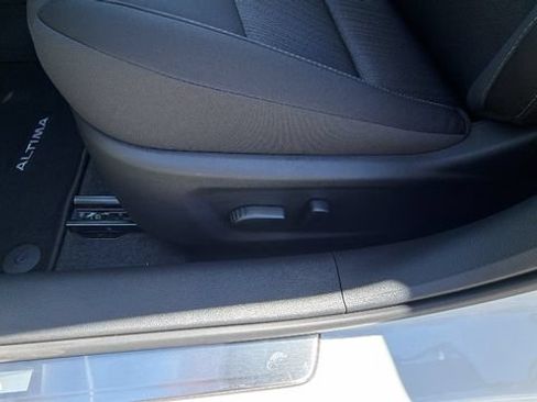 New 2026 Nissan Altima 2.5 SV AWD/4WD image 20