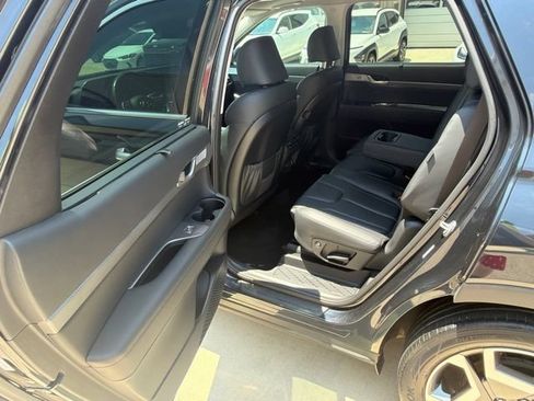 Used 2023 Hyundai Palisade SEL AWD/4WD image 23