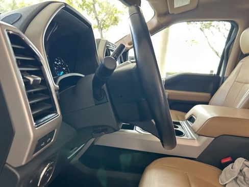 Used 2022 Ford F350 Lariat w/ Lariat Value Package image 42