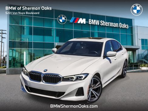 Used 2023 BMW 330i Sedan w/ Driving Assistance Package RWD image 1