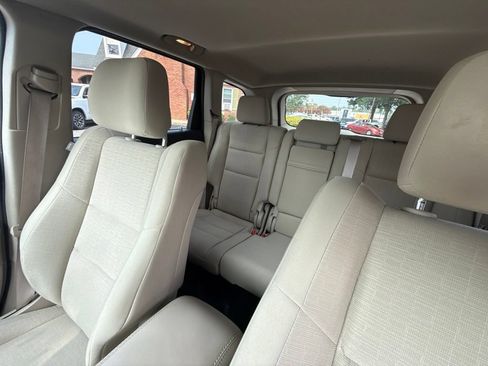 Used 2014 Jeep Grand Cherokee Laredo w/ Security & Convenience Group AWD/4WD image 17