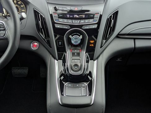 New 2026 Acura RDX SH-AWD image 19