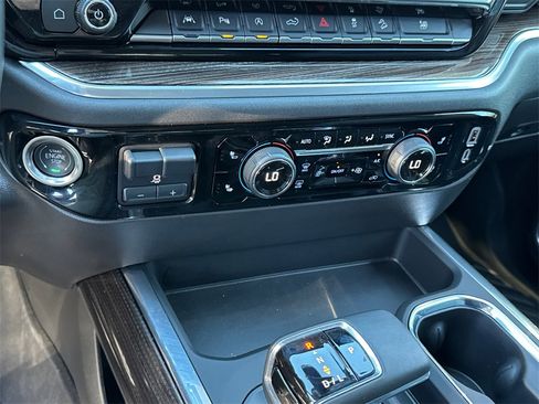 Used 2025 Chevrolet Silverado 1500 LT Trail Boss w/ LT Trail Boss Premium Package image 31