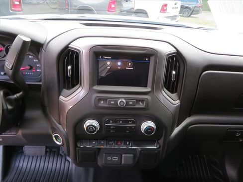 Used 2026 GMC Sierra 1500 Pro w/ Pro Value Package image 20