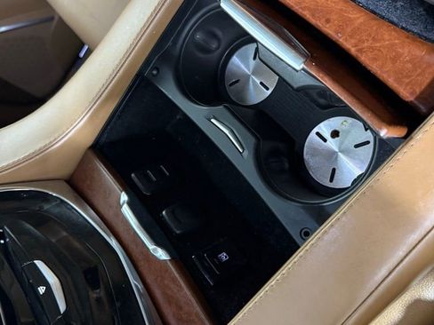 Used 2016 Cadillac Escalade ESV Platinum image 36