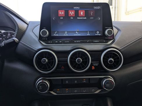 Used 2025 Nissan Sentra SV FWD image 14