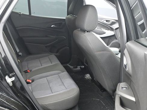 Used 2024 Chevrolet Trax RS w/ Driver Confidence Package image 12