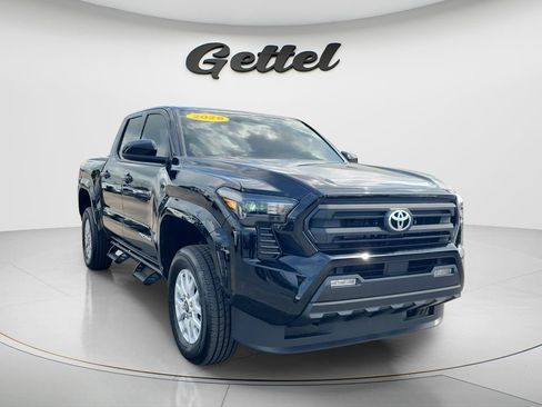 Used 2026 Toyota Tacoma SR5 AWD/4WD image 3